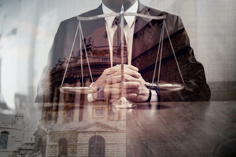 الاستشارات القانونية